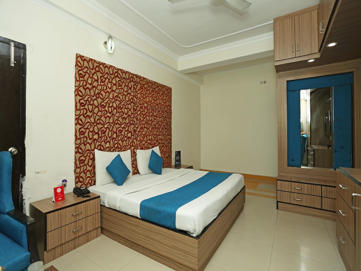 Oyo 10425 Queens Pearl Inn Dehradun Exterior foto