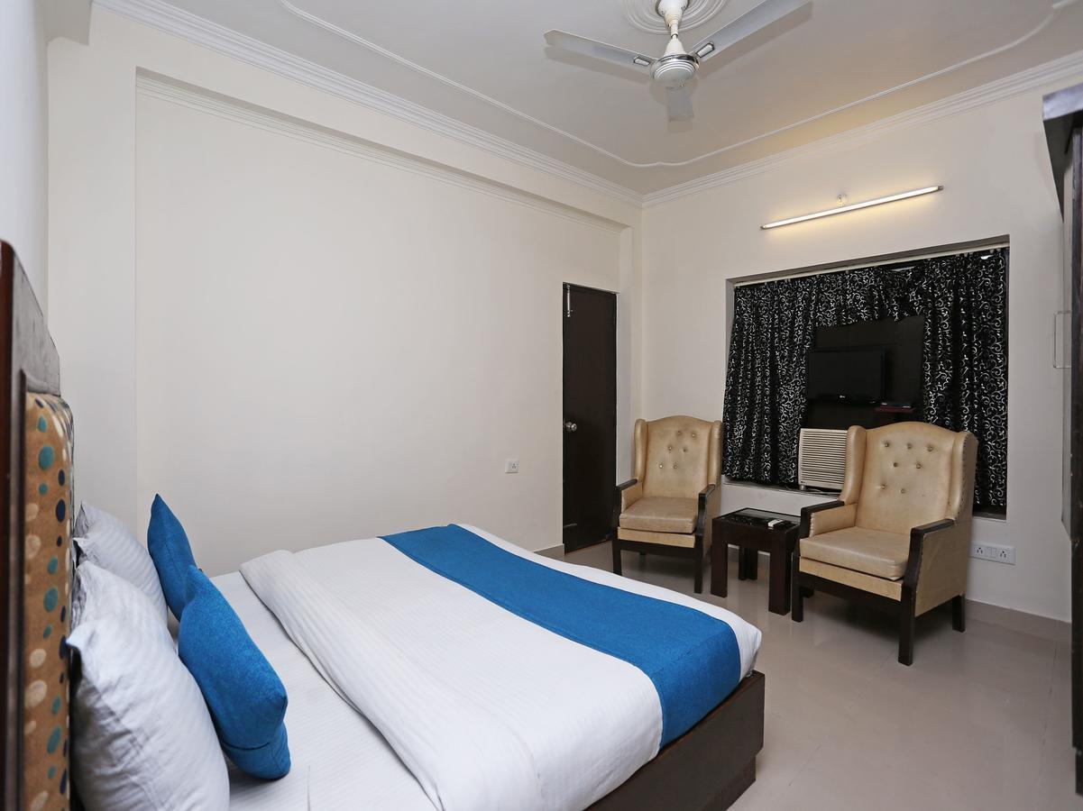 Oyo 10425 Queens Pearl Inn Dehradun Exterior foto